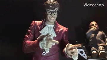Mcfarlane - Austin Powers action figures.