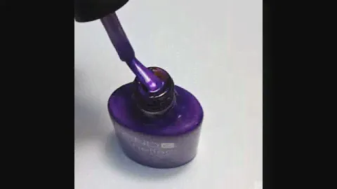 CND Shellac Grape Gum